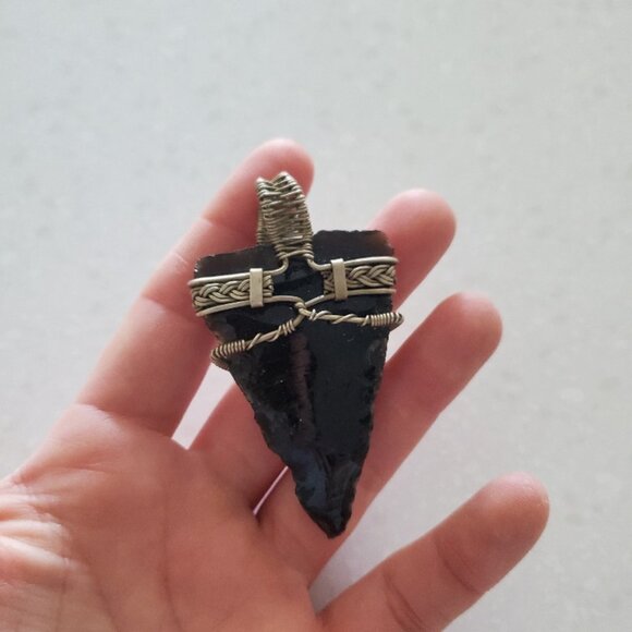 Handcrafted Obsidian Pendant - Picture 2 of 3